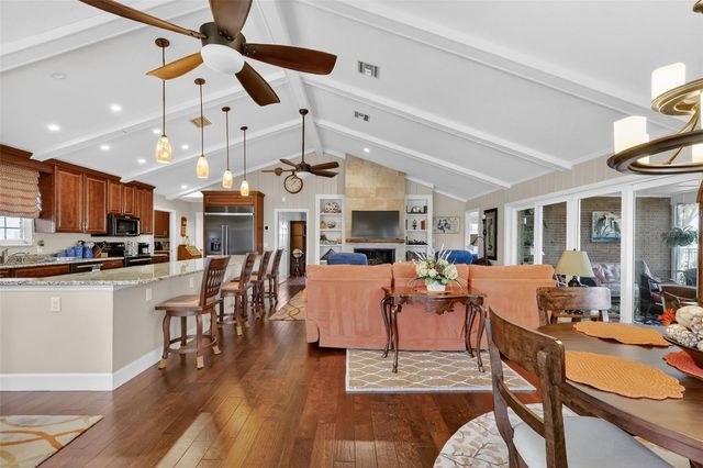 1404 REGENCY COURT, Leesburg, FL 34748