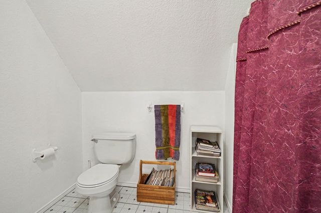 7445 County Road 305, Grandview, TX 76050
