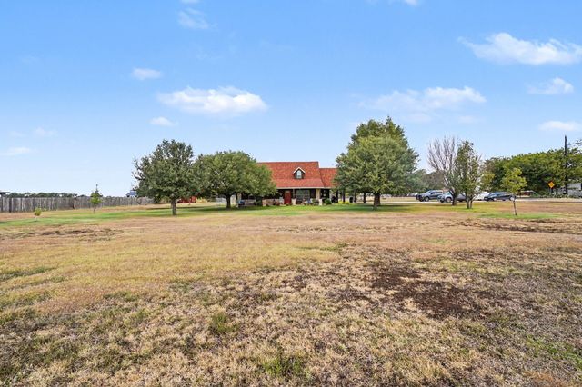 7445 County Road 305, Grandview, TX 76050