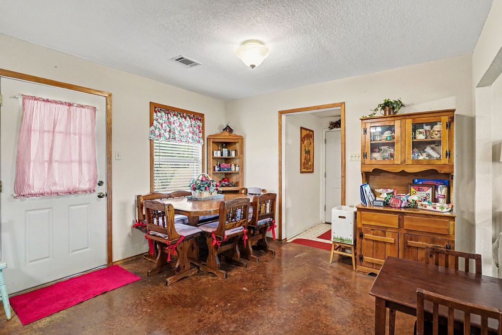 7445 County Road 305, Grandview, TX 76050 — photo 4