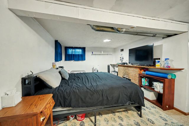 404 E Claflin Ave, Salina, KS 67401