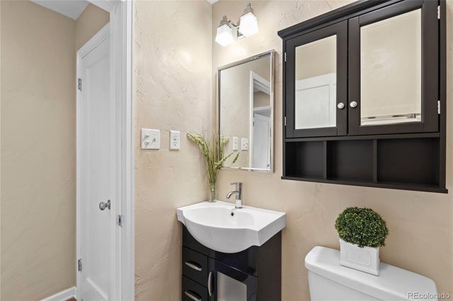 3340 E 30th Avenue, Denver, CO 80205