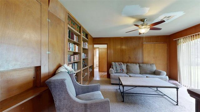 4304 Aspen Street, Bryan, TX 77801