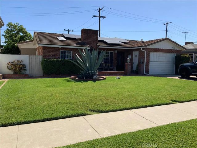 8708 Cherokee, Downey, CA 90241