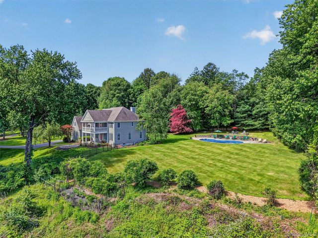 4 Pearl Court, Katonah, NY 10536
