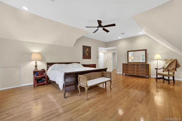 4 Pearl Court, Katonah, NY 10536