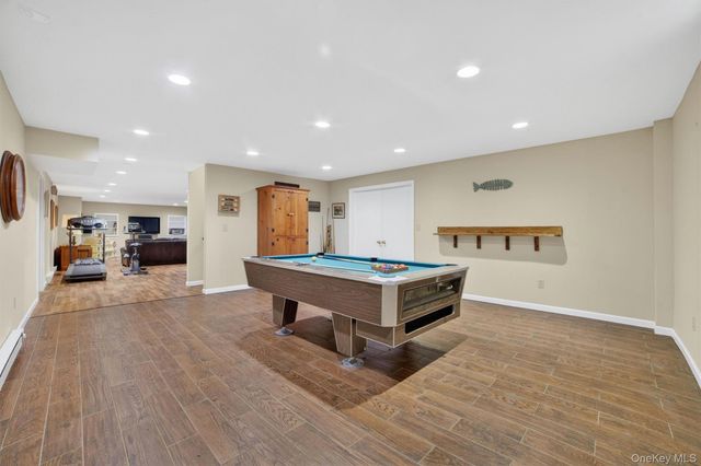 4 Pearl Court, Katonah, NY 10536