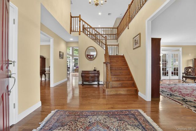 4 Pearl Court, Katonah, NY 10536