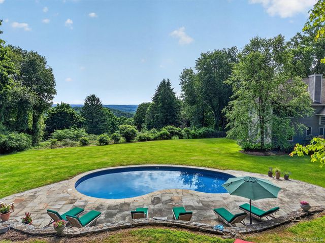 4 Pearl Court, Katonah, NY 10536