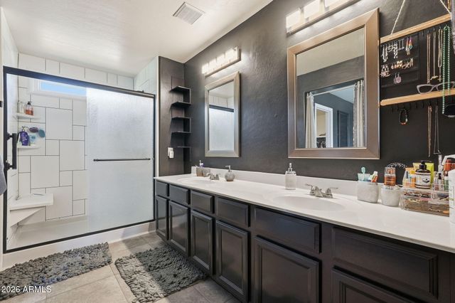 3034 W VILLA CASSANDRA Drive, Phoenix, AZ 85086
