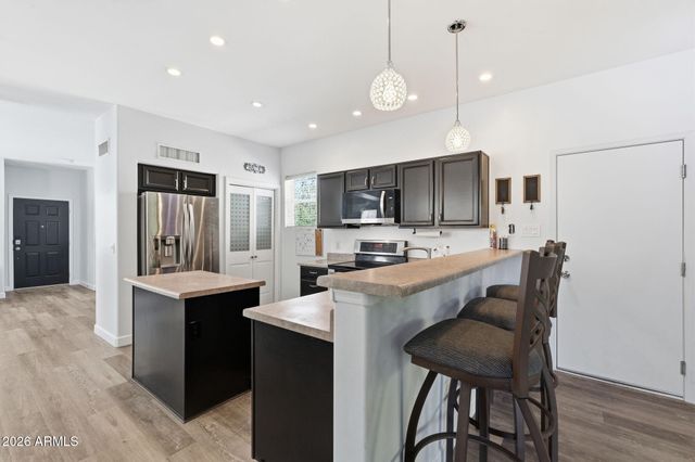 3034 W VILLA CASSANDRA Drive, Phoenix, AZ 85086
