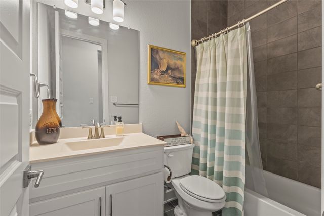 5608 Stewarts Creek Court, The Colony, TX 75056