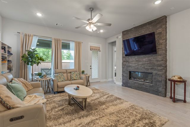 5608 Stewarts Creek Court, The Colony, TX 75056