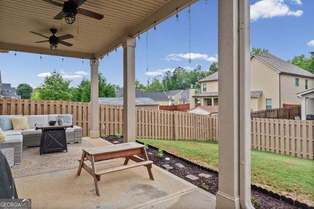 172 Maple Hill Drive, Newnan, GA 30265