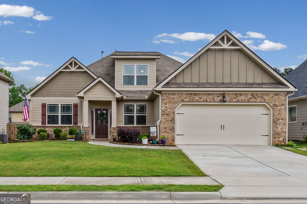 172 Maple Hill Drive, Newnan, GA 30265