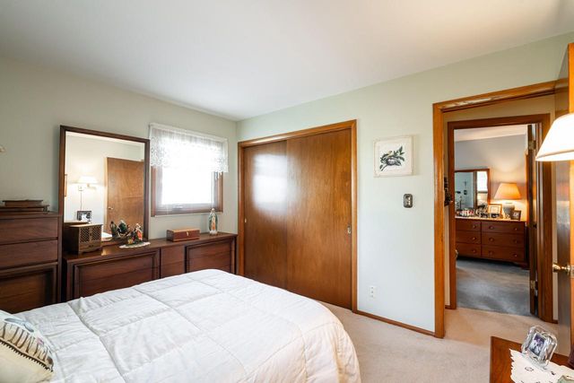3351 Moraine DRIVE, Hubertus, WI 53033