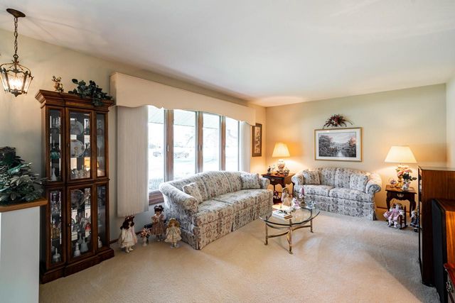 3351 Moraine DRIVE, Hubertus, WI 53033