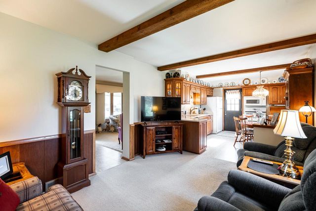 3351 Moraine DRIVE, Hubertus, WI 53033