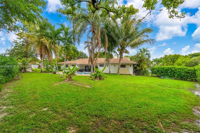 9900 NW 14th Court, Coral Springs, FL 33071