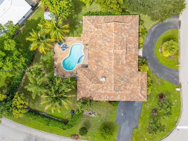 9900 NW 14th Court, Coral Springs, FL 33071