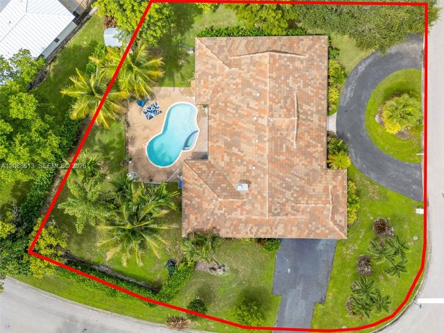 9900 NW 14th Court, Coral Springs, FL 33071