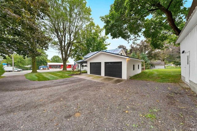 525 S main Street, Middlebury, IN 46540