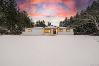 3643 Noble Road, Addison Township, MI 48370