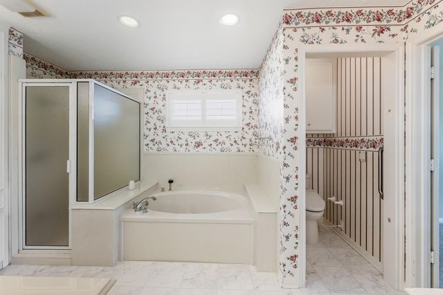 1106 Lakeside Drive, Huntsville, TX 77320