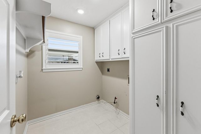 1106 Lakeside Drive, Huntsville, TX 77320