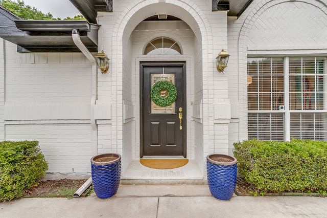3228 Riverwood Drive, Fort Worth, TX 76116