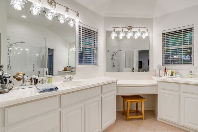 3228 Riverwood Drive, Fort Worth, TX 76116