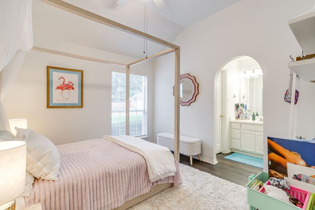 3228 Riverwood Drive, Fort Worth, TX 76116