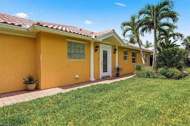 15410 Remora DR, Bonita Springs, FL 34135