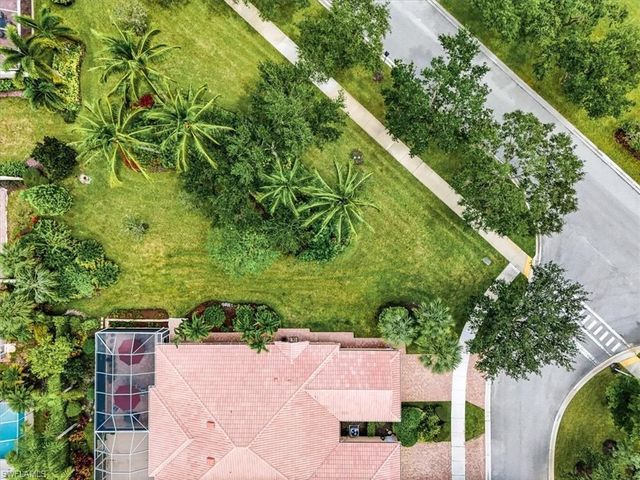 15410 Remora DR, Bonita Springs, FL 34135