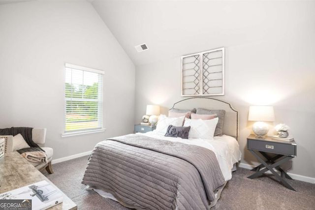 1807 Kingsmere Run Drive, Loganville, GA 30052