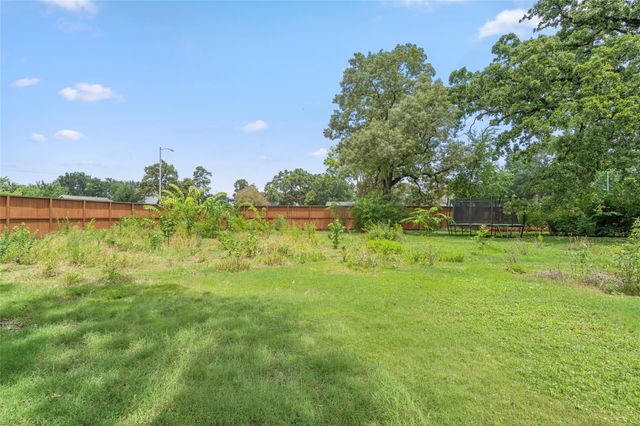 4252 Apollo Street, Houston, TX 77018
