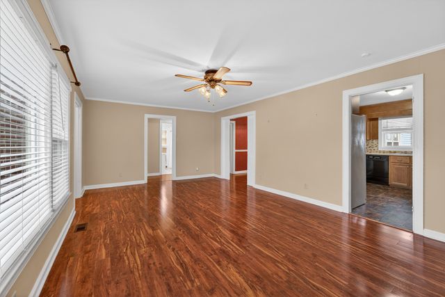 126 Armory Dr, Lewisburg, TN 37091