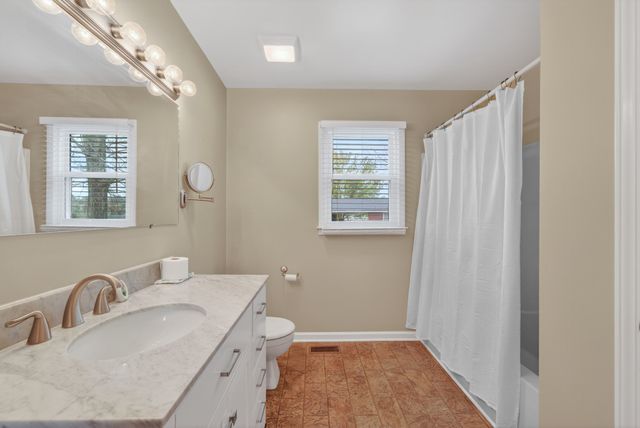 126 Armory Dr, Lewisburg, TN 37091