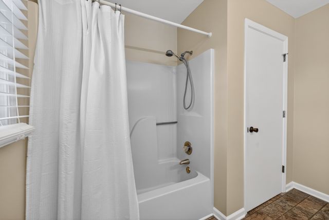 126 Armory Dr, Lewisburg, TN 37091