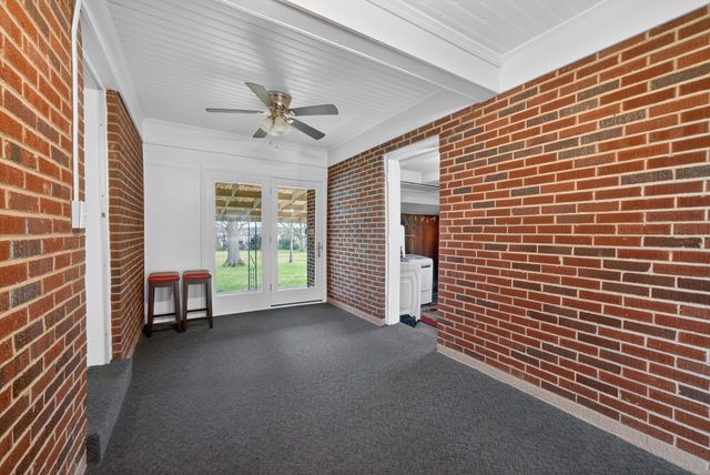 126 Armory Dr, Lewisburg, TN 37091