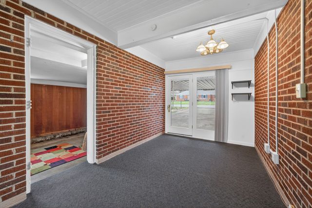 126 Armory Dr, Lewisburg, TN 37091