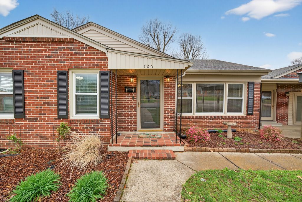 126 Armory Dr, Lewisburg, TN 37091