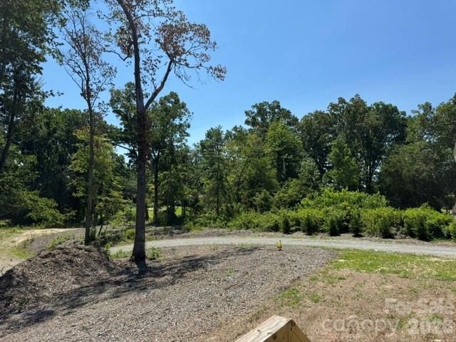 290 Poppy Acres Lane, Flat Rock, NC 28726
