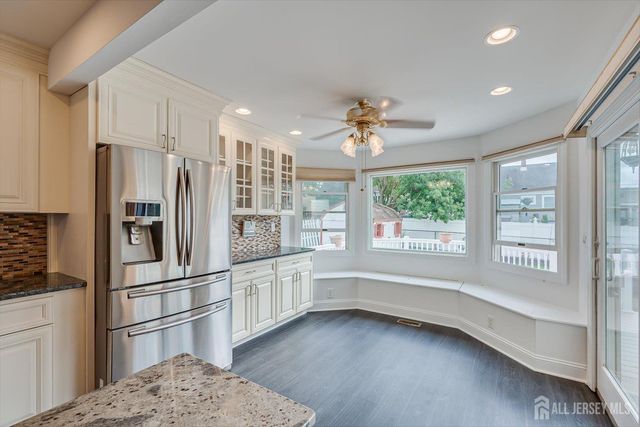 15 Lowell Street, Iselin, NJ 08830