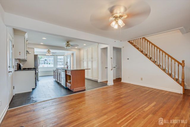 15 Lowell Street, Iselin, NJ 08830
