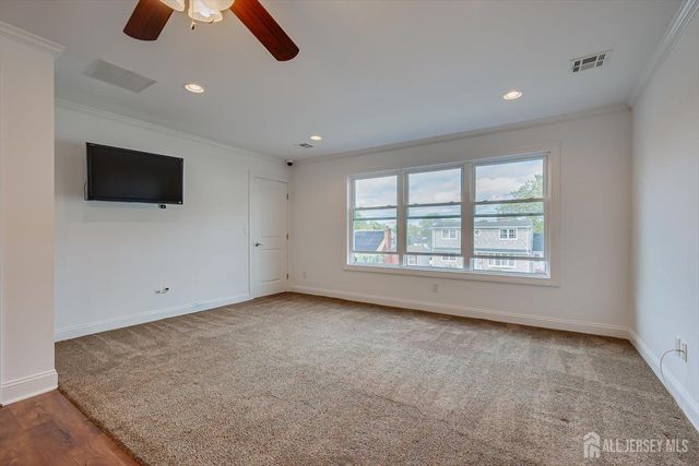 15 Lowell Street, Iselin, NJ 08830