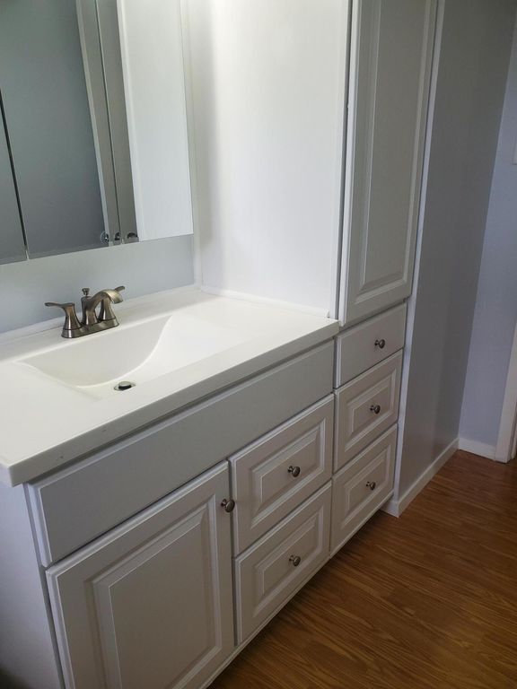 Image 7 of property listing at 221 Nottingham Trail, San Angelo, TX 76901