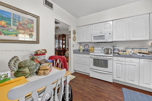 9401 SW 97th Avenue, Miami, FL 33176