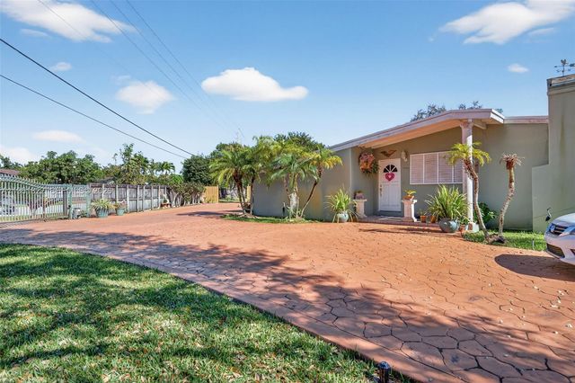 9401 SW 97th Avenue, Miami, FL 33176