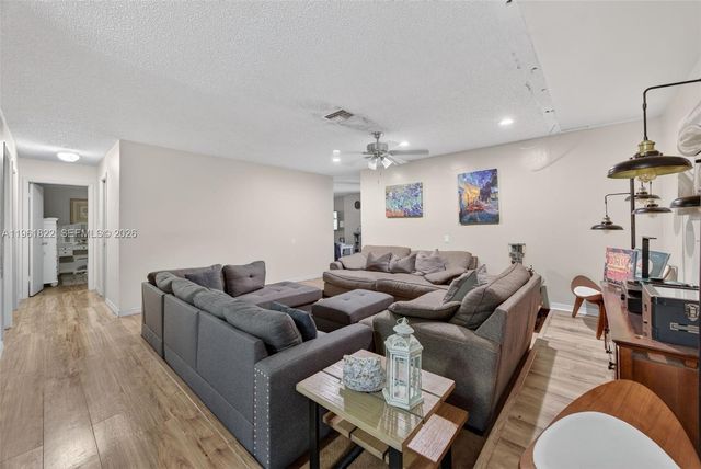 9401 SW 97th Avenue, Miami, FL 33176